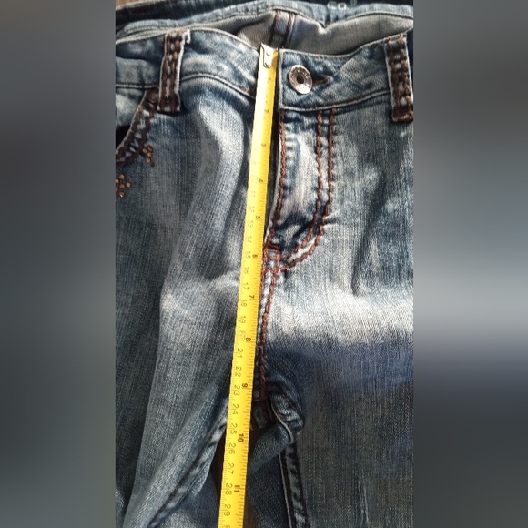 Cowgirl Tuff Brown Stitch 34x35 - Picture 6 of 9